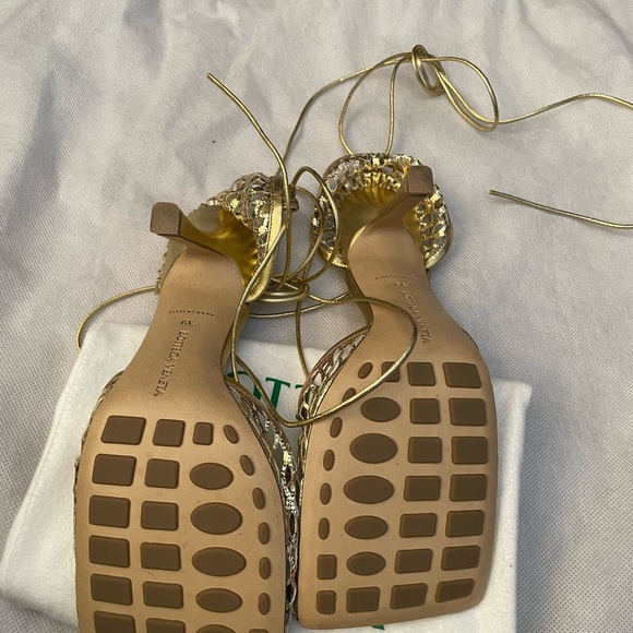 Bottega Veneta Gold Strappy Heels 39 - Picture 4 of 6